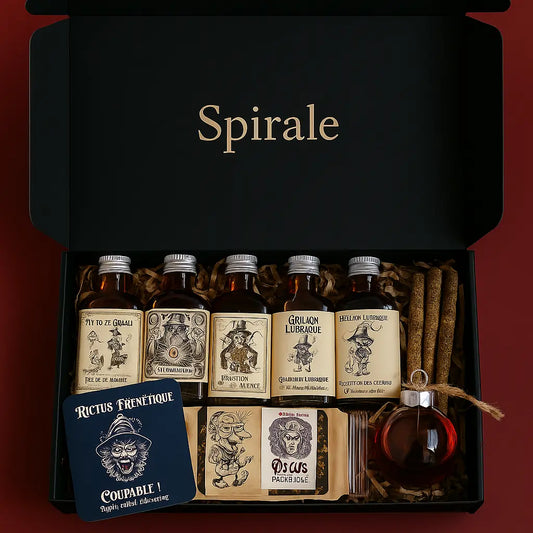 Coffret Spirale de Legba, présenté ouvert avec six mignonnettes de rhums infusés artisanaux illustrées, une carte et des bâtons d’encens. Ambiance festive, artisanale et chaleureuse, fond rouge élégant.